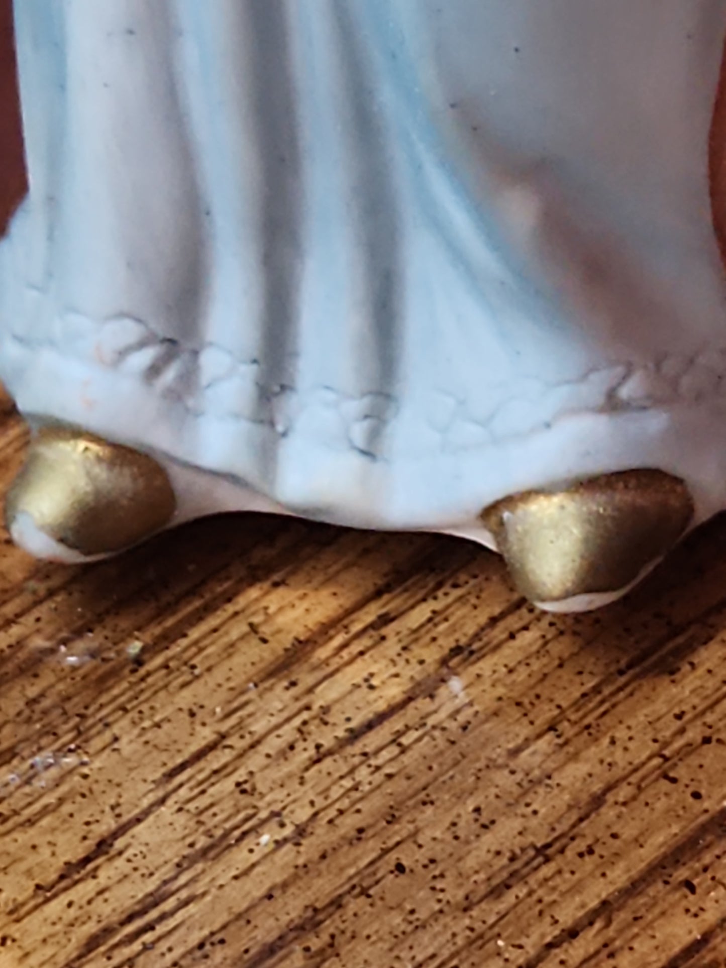 Vintage Homeco 5216 Nine Piece Bisque Porcelain Nativity set