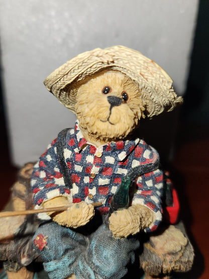 Boyds Bear Coca-Cola Coke figurine exclusive to Cracker Barrel Jimmie...favorite pastimes. Cc231b