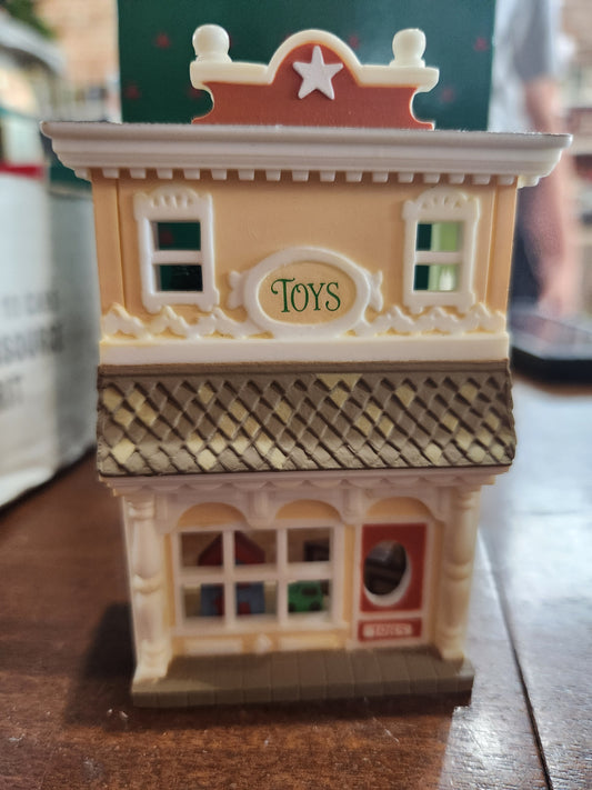 HH1985 toy shop Ornament Hallmark Nostalgic Houses NO BOX