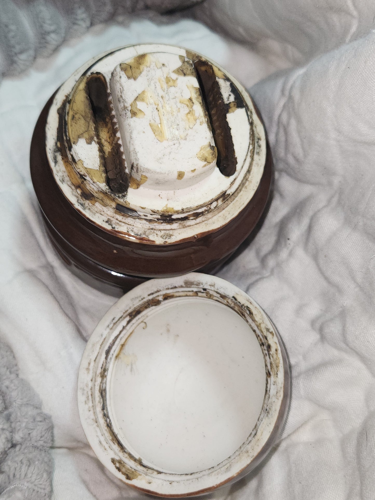 Rare vintage AL CO inc. Pat Pend brown porcelain insulator alco1