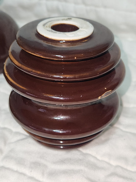 Illinois Electric Porcelain Co. Brown Glazed Ceramic Porcelain Telephone Insulator beehive spool iep1