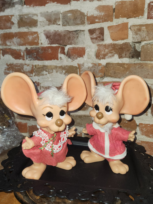 Vintage Roy Des Fla big eared Mr & Mrs Claus mice