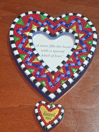 2001 Christmas Hallmark Keepsake Ornament "SISTERS" Heart Photo Holder ho498