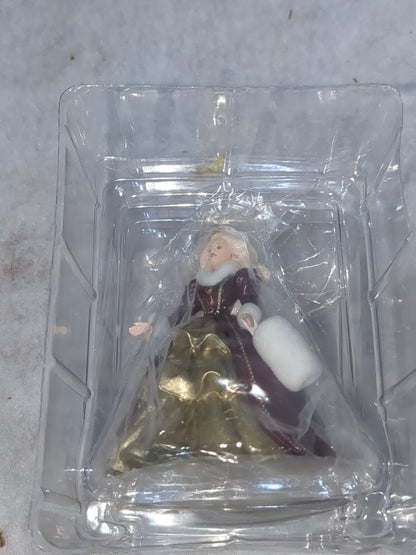 1996 Hallmark Holiday Barbie. 4th in Holiday Barbies Series. New in box and packaging. Hob8