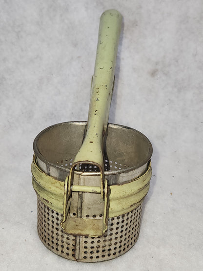 Vintage Old Green Potato Ricer Dirty Mint Green Handle Universal No Makers Mark kit920