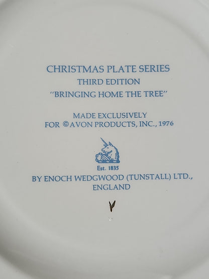 Vintage Avon Christmas 1976 Bringing Home the Tree Plate Original Box. Enoch Wedgewood England
