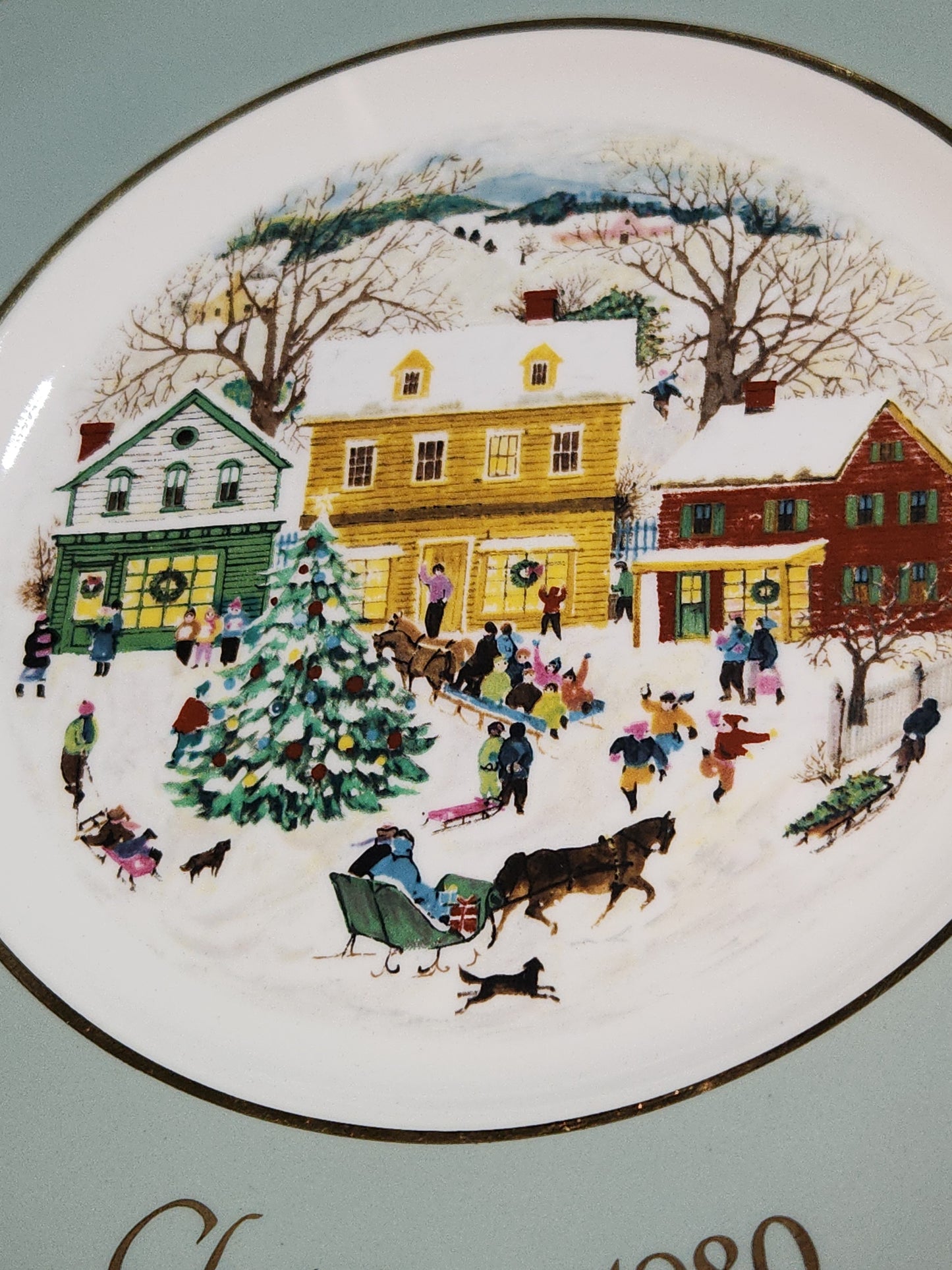 Vintage Avon Christmas 1980 Country Christmas Plate with Original Box. Enoch Wedgewood England