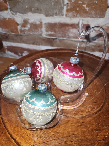 Vintage Shiny Brite Set of 4 Glass Ornaments with Same Design with Silver Stripes and Gold Mica Accents. 2 Matching Green and 2 Matching Red. Sb7