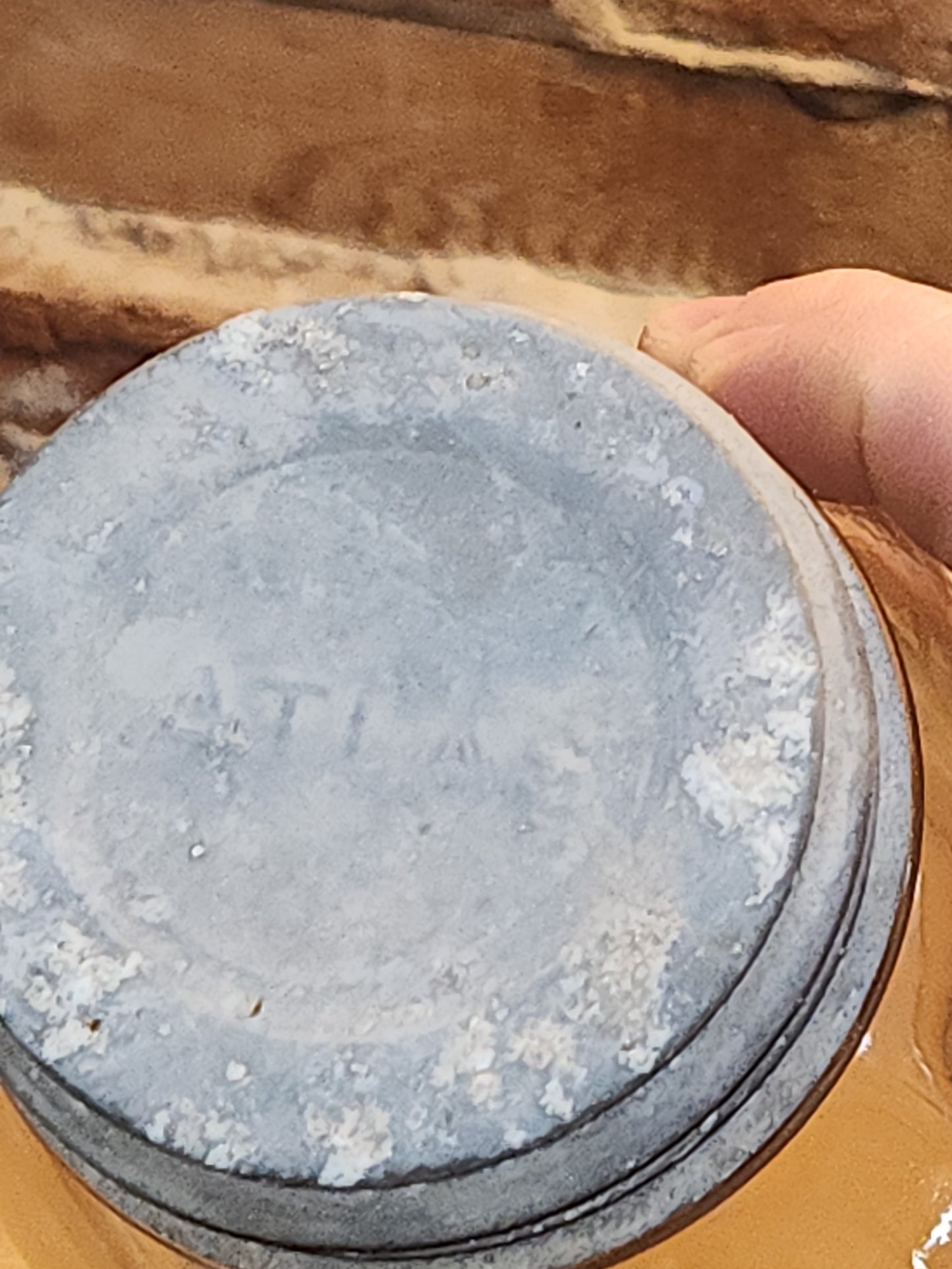 Atlas Strong Shoulder Mason Clear Glass Quart Jar with Atlas Zinc Lid jar1