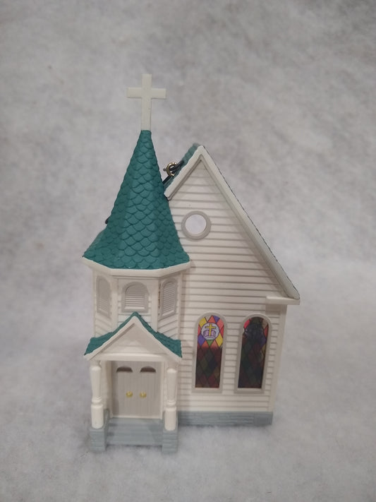 Vintage church Ornament Hallmark Nostalgic House and Shops HH1995