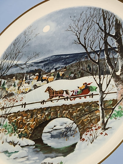 Vintage Avon Christmas 1979 Dashing Through the Snow Plate with Original Box. Enoch Wedgewood England