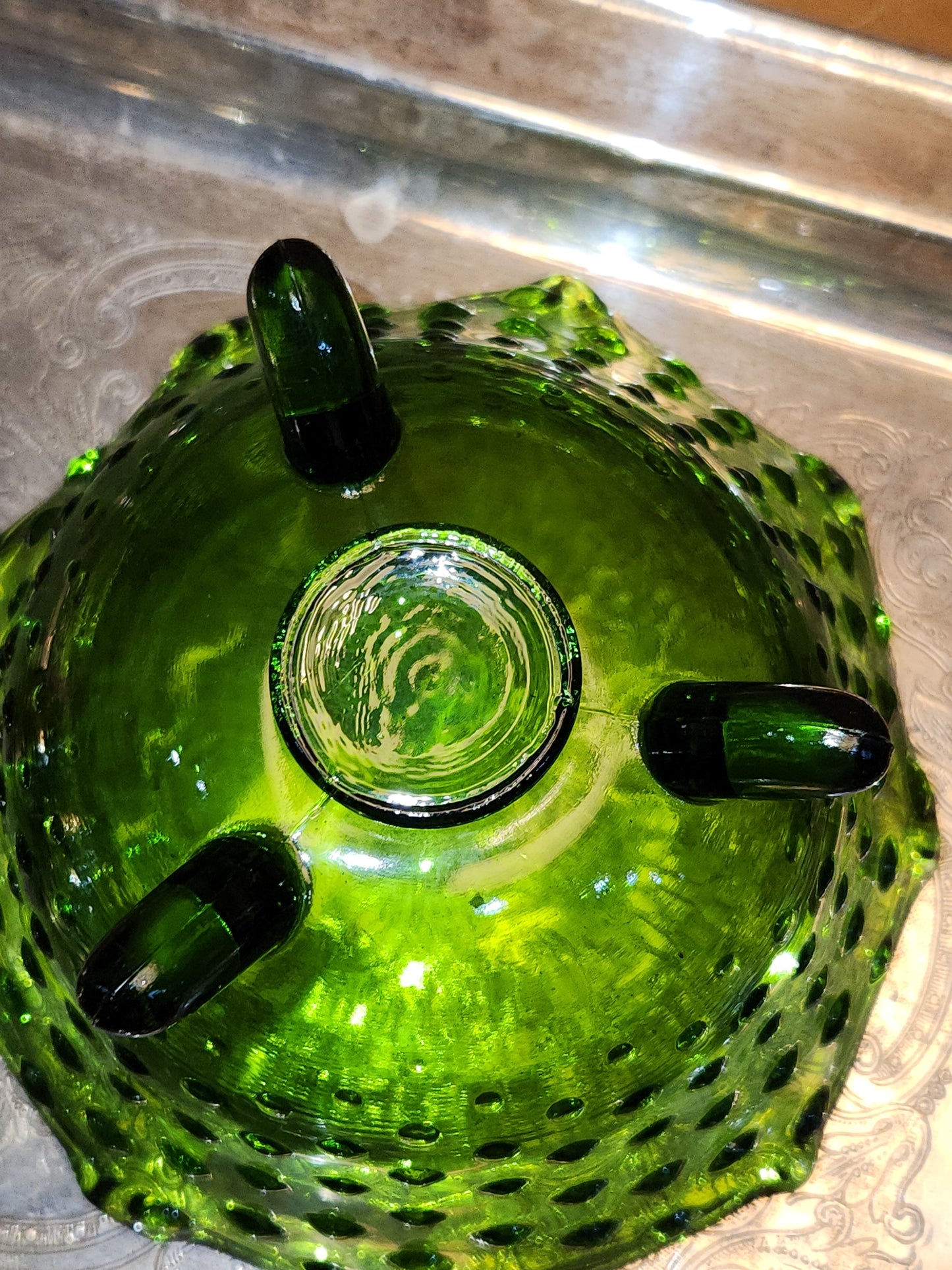 Vintage Heritage Handmade by Smith Green and Hobnail Glass Bowl with 3 legs gl99