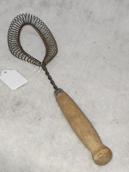 Vintage Plain Kitchen Tool Utensil Twisted Coiled Whisk Stainless Steel worn wooden handle ki68