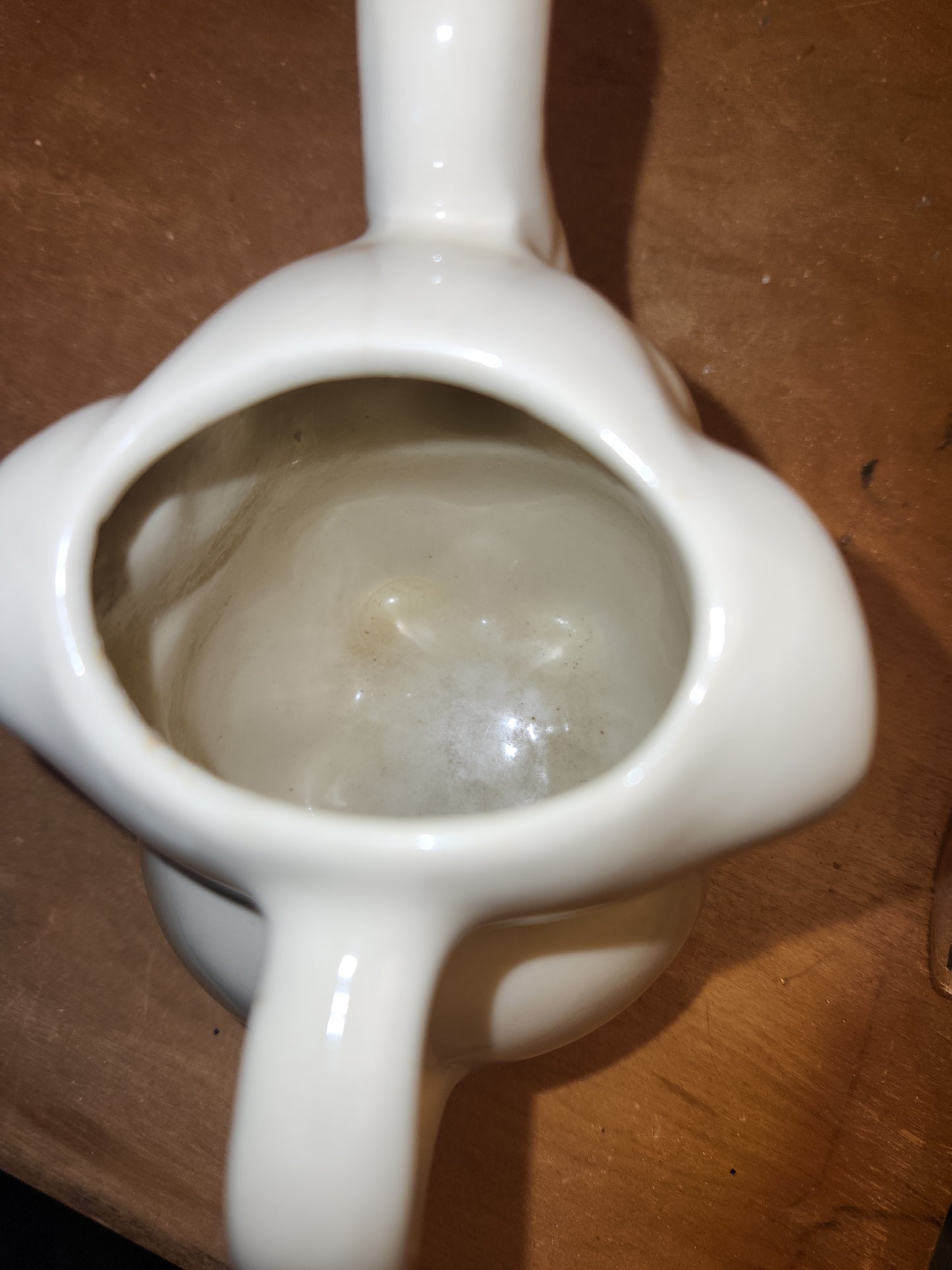 Vintage Shawnee Pottery Creamer Elephant with Trunk Up HAIRLINE CRACK po3