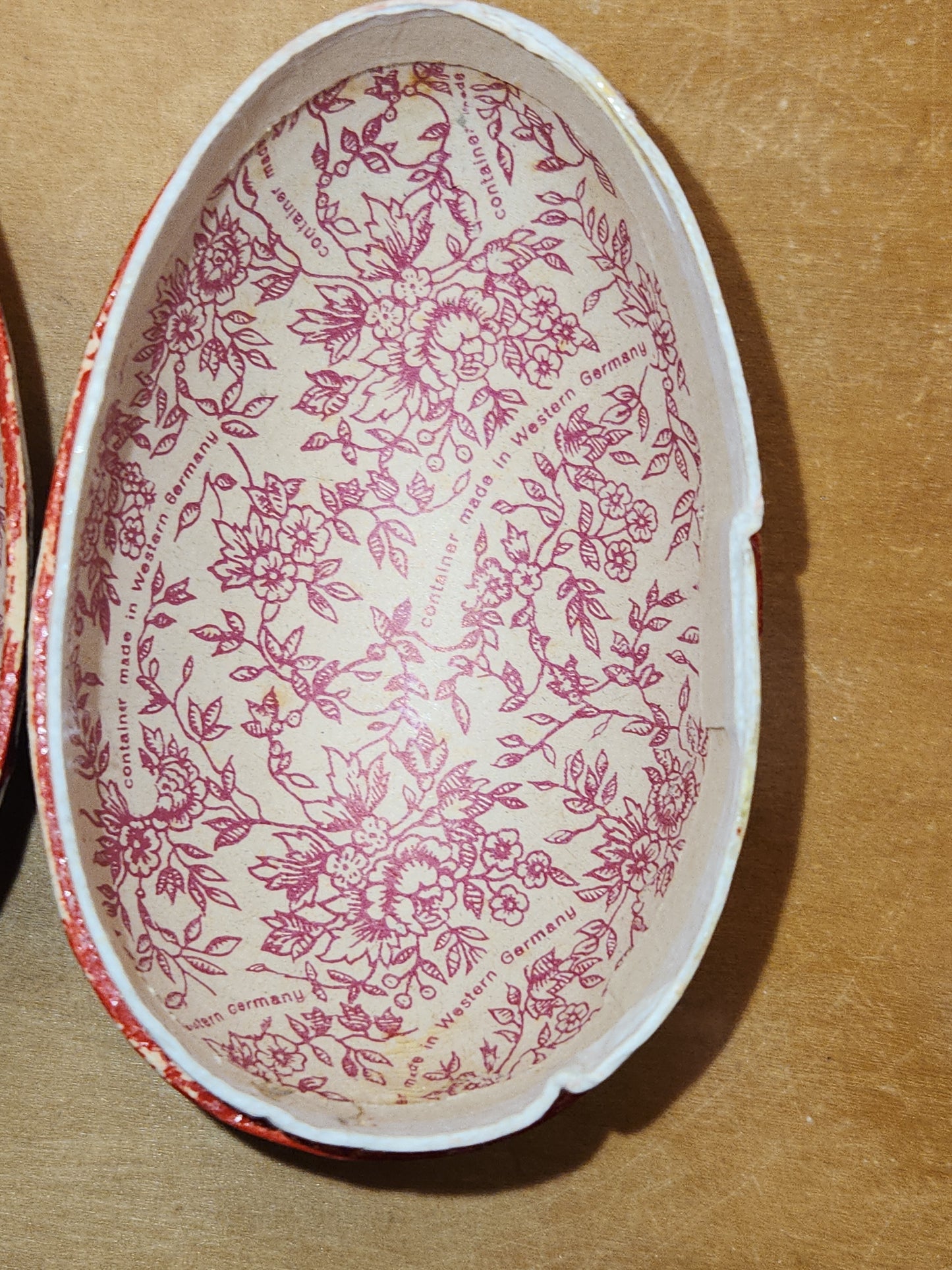 Vintage Easter Egg Candy Box Cardboard or Paper Mache Duck Flowers eg1