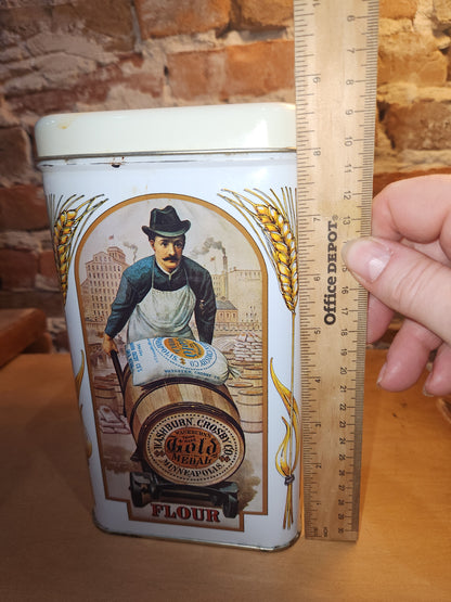 Vintage Washburn Crosby Company Gold Medal Flour Tin NO CONTENTS ti7