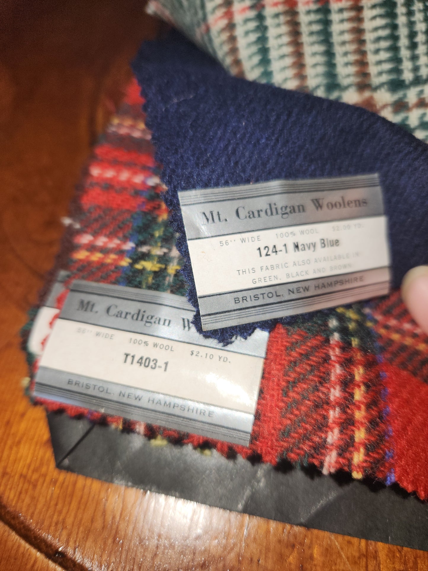 Mt. Cardigan Woolens salesman sample book & small pack ss89
