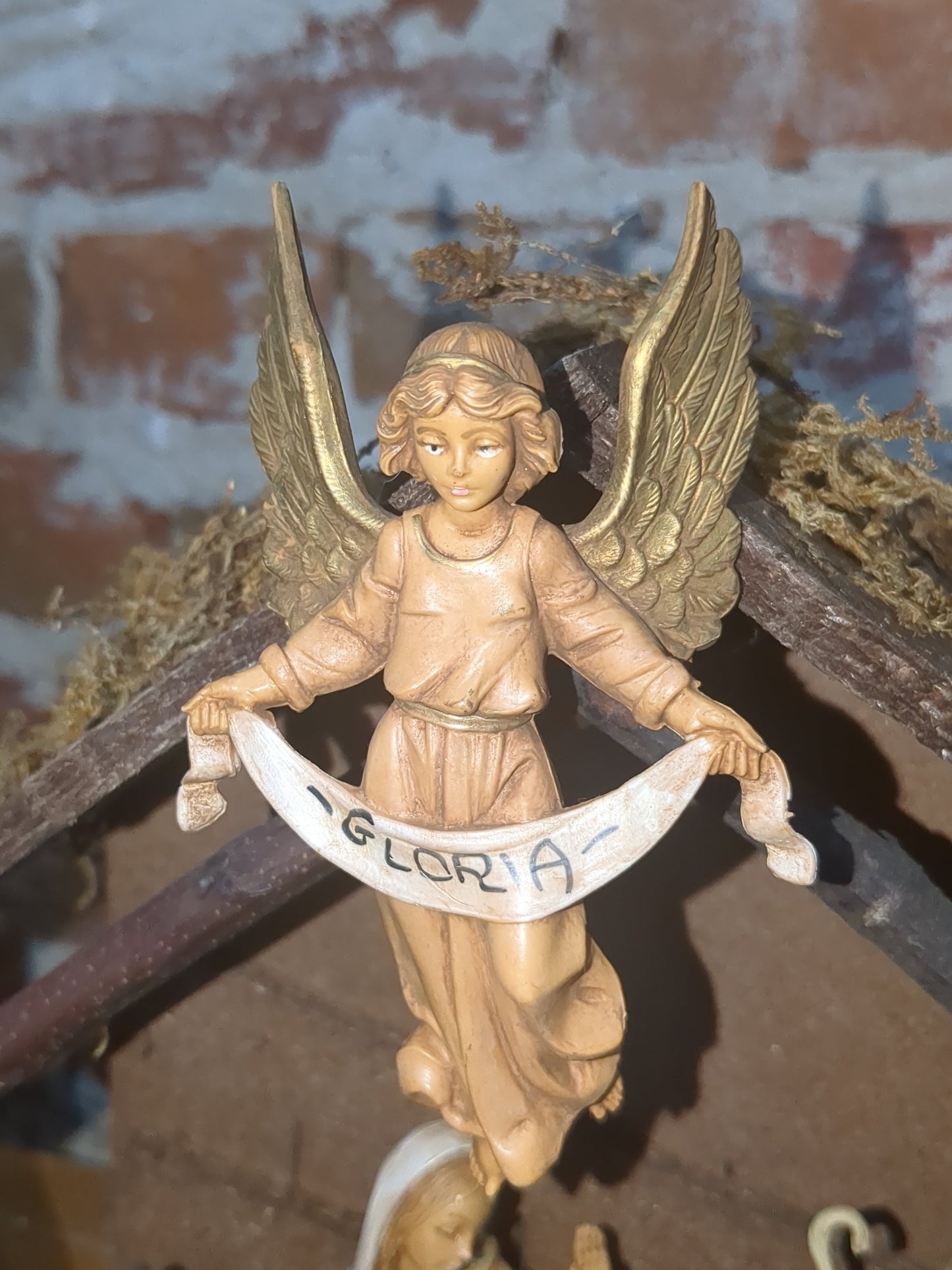 Vintage Fontanini 7 Piece Christmas Heirloom Nativity starter set 54061 Italy Jesus Mary Joseph Piper Angel lamb stable