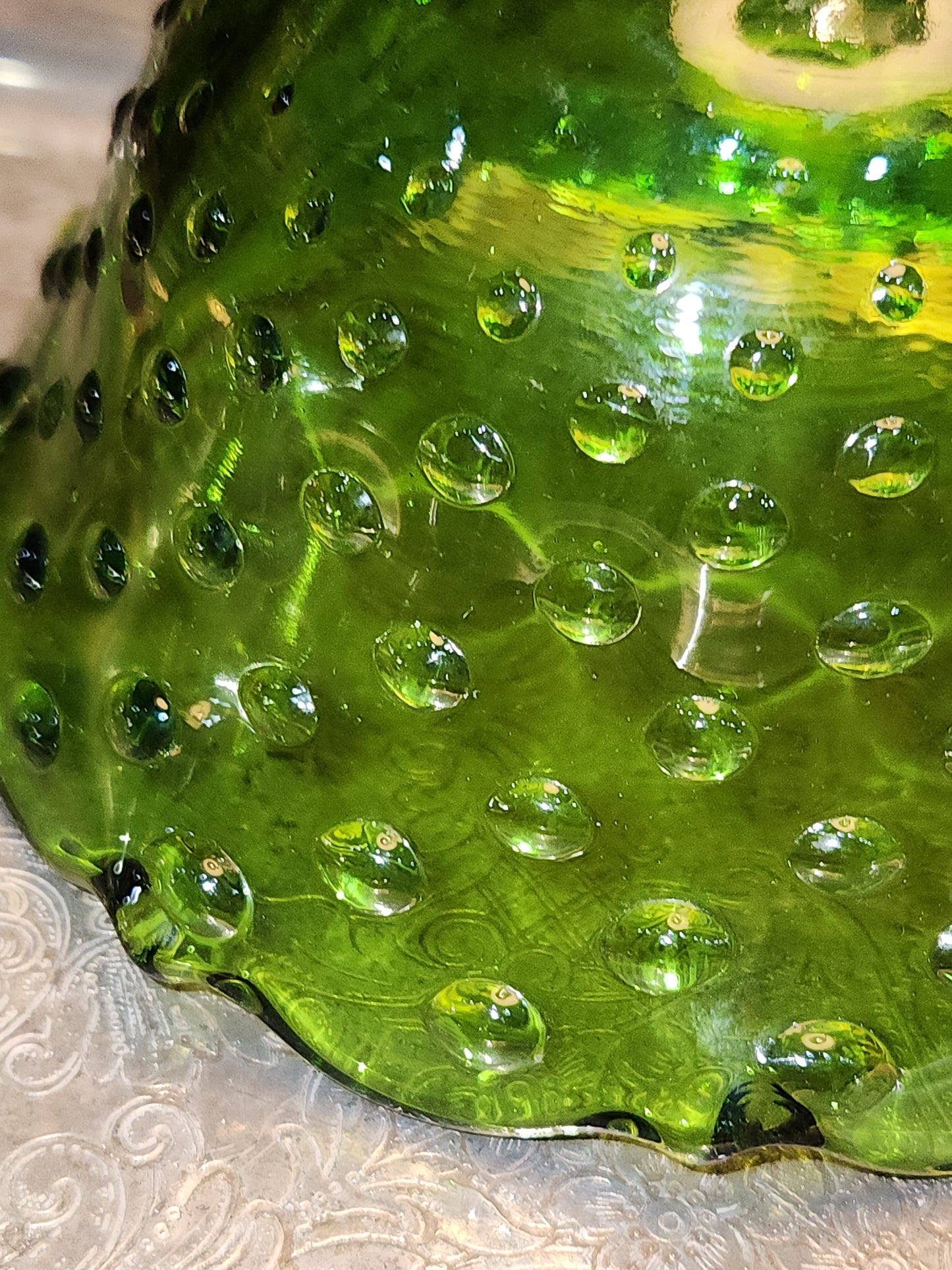 Vintage Heritage Handmade by Smith Green and Hobnail Glass Bowl with 3 legs gl99