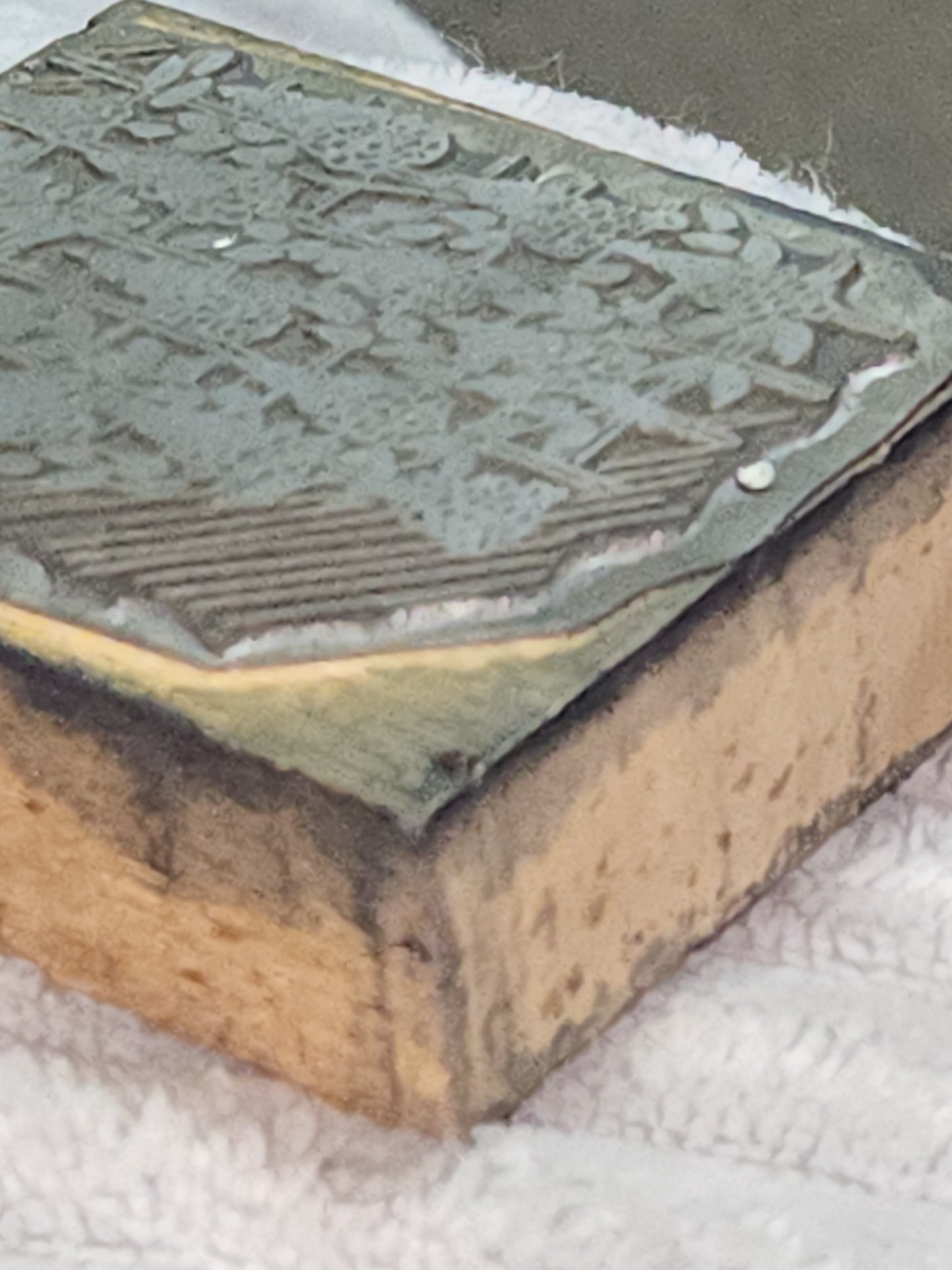 Vintage Wood Metal Newspaper Print Block Printer's Press Grapevine Grapes Flower pbgv