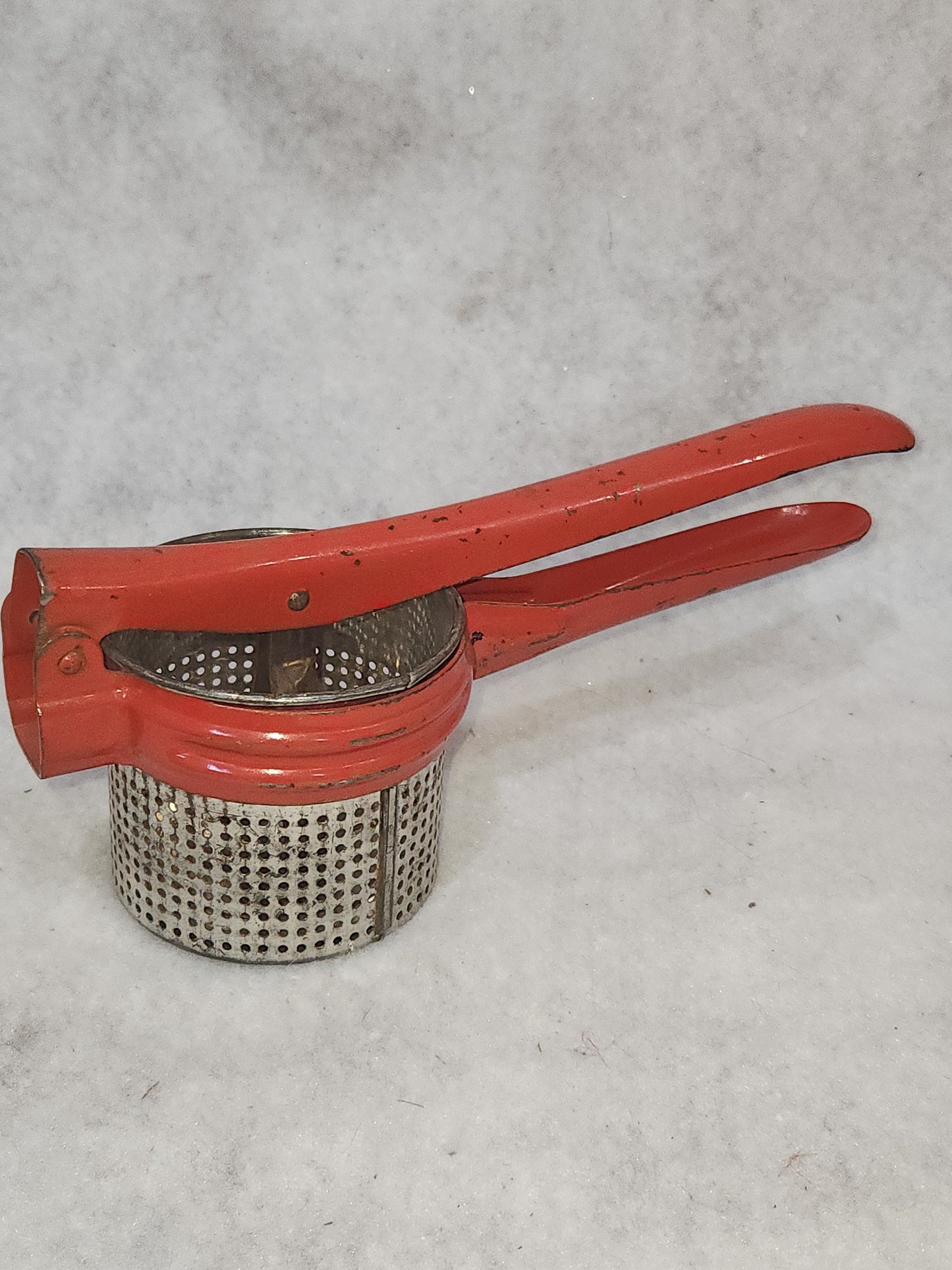 Vintage Potato Ricer Red Handle Universal No Makers Mark kit916