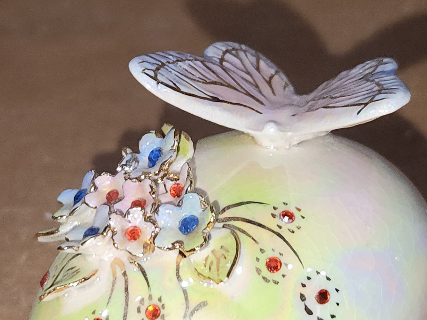 Vintage Porcelain Egg with 3D Butterfly, Flowers and Leaves Gold Accents. Eg6