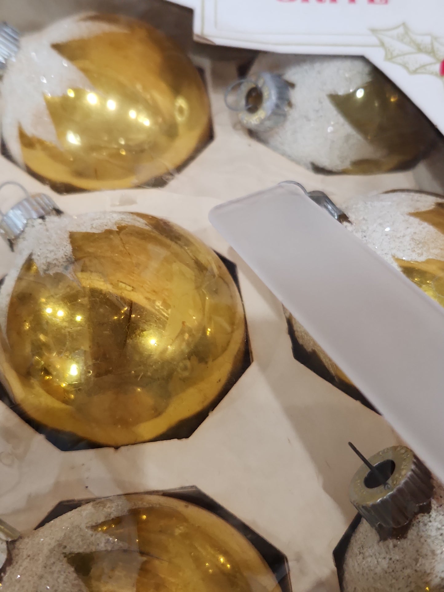Vintage Shiny Brite ELEVEN 2 1/4" Glass Ornaments Gold Snow Capped With Mica ONE MISSING bo192