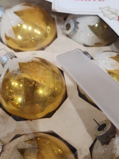 Vintage Shiny Brite ELEVEN 2 1/4" Glass Ornaments Gold Snow Capped With Mica ONE MISSING bo192