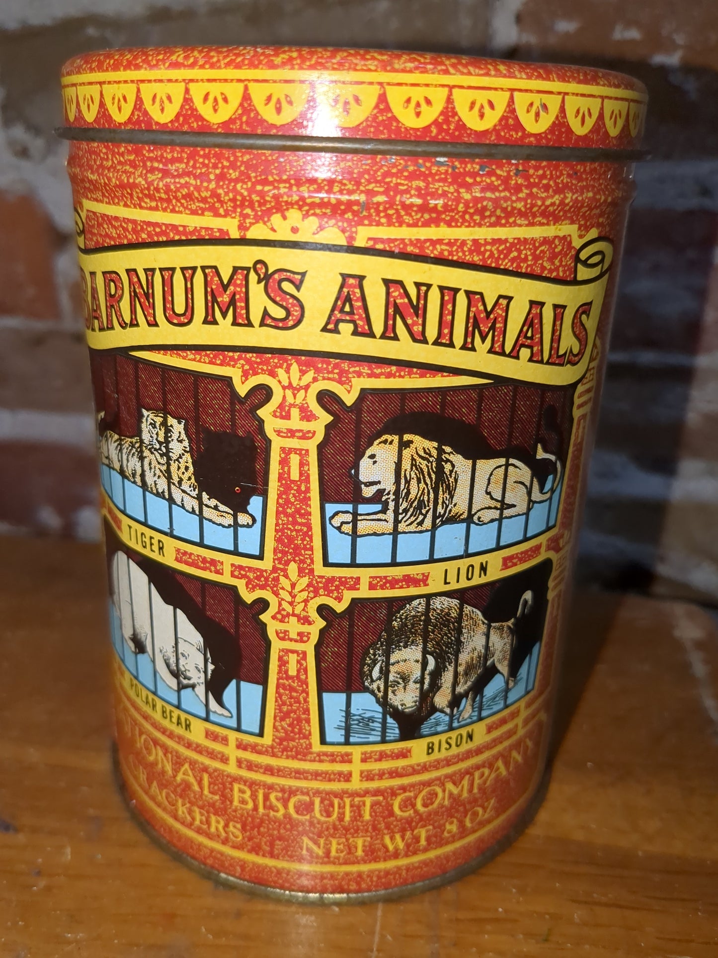 T7 National biscuit company Barnum's Animals tin
