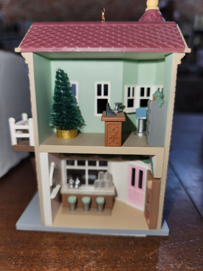 HH1994 Soda Fountain Pharmacy Ornament Hallmark Nostalgic Houses NO BOX