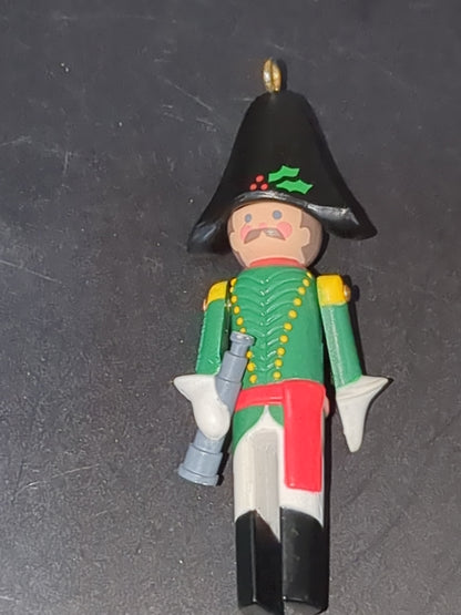 Hallmark Keepsake Ornament 1986 miniature Clothespin Captain ornament 5th in Series hos5