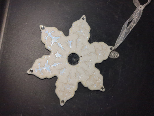 Hallmark Keepsake Ornament 2012 Porcelain Snowflake NIB ho8778