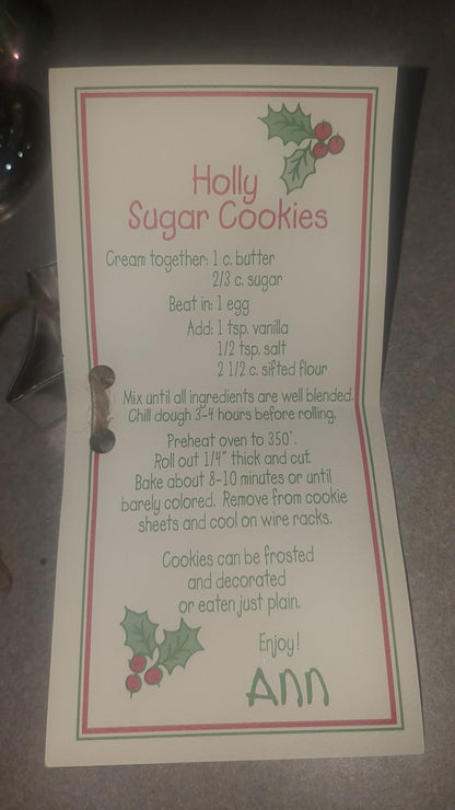 AC4 Ann Clark Holly Cookie cutter with recipe