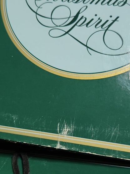 Vintage Avon Christmas 1981 First Edition Christmas Memories Plate 22k gold trim Original Box.