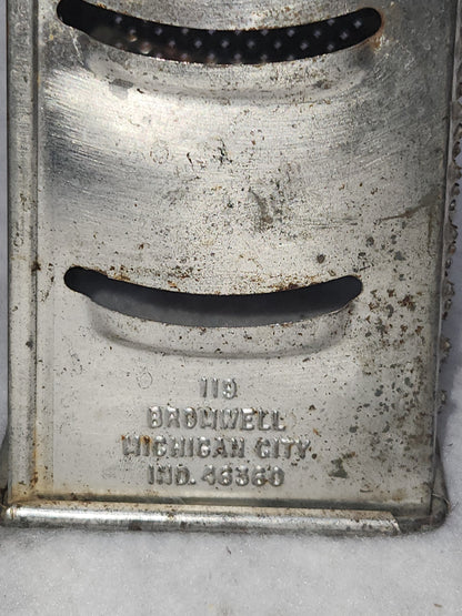 VINTAGE Bromwell Metal Box Grater Cutter Shredder Slicer has 4 sides patina Michigan City sh32
