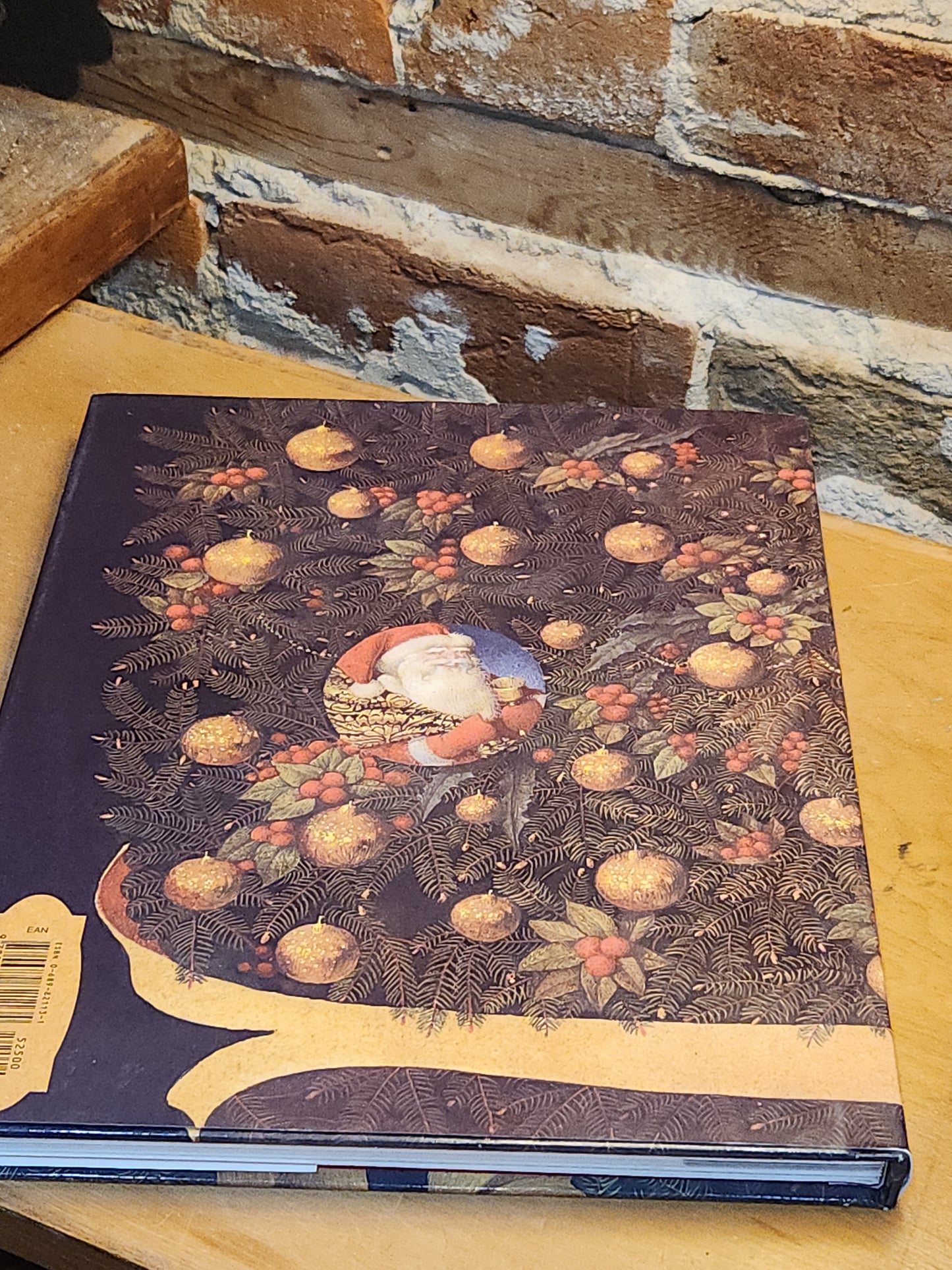 Vintage Book Joy to the World A Family Christmas Treasury by Ann Keay Beneduce Illustrated by Gennady Spirin bk07