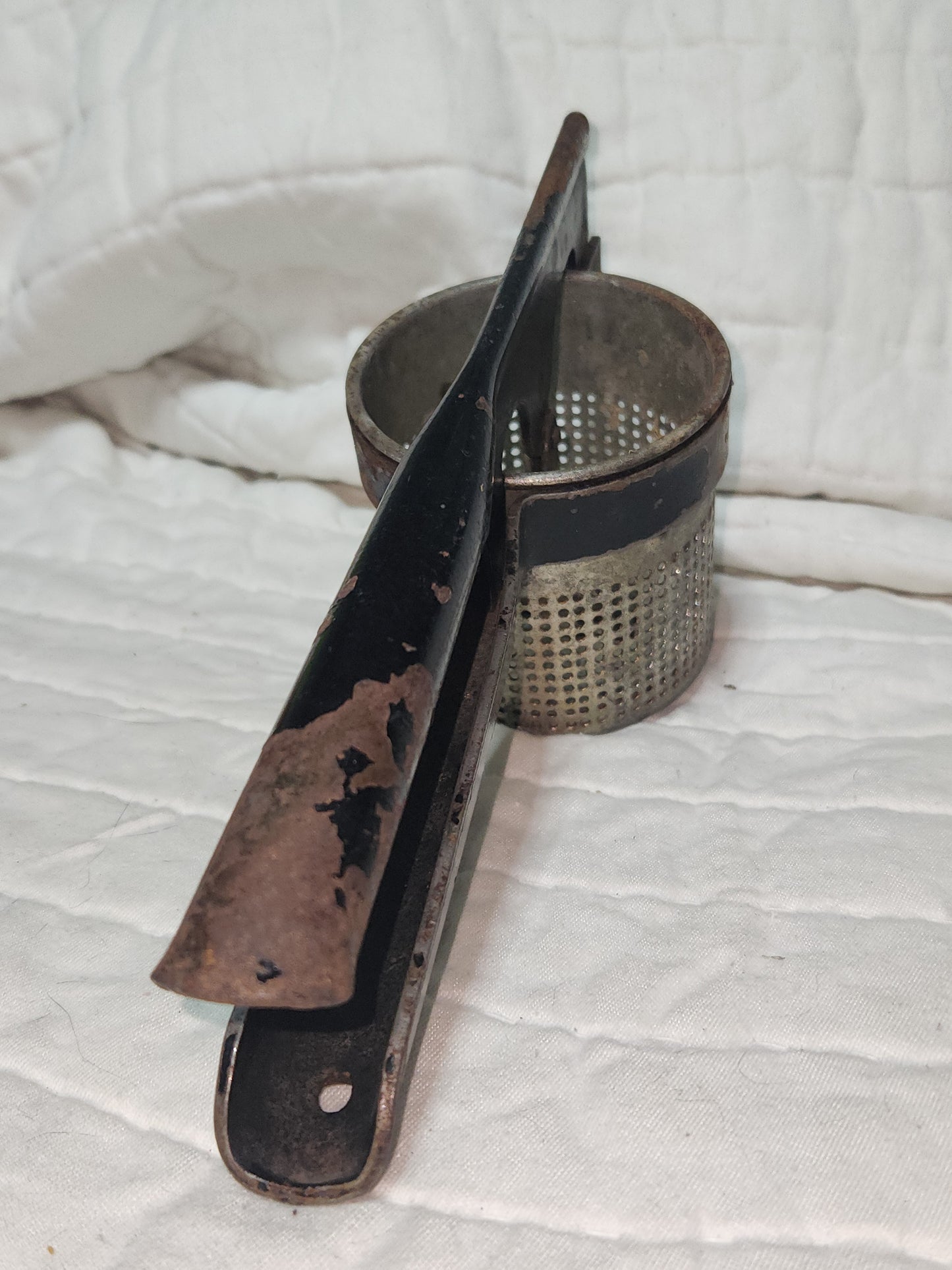 Vintage Potato Ricer black chippy handle universal kit914