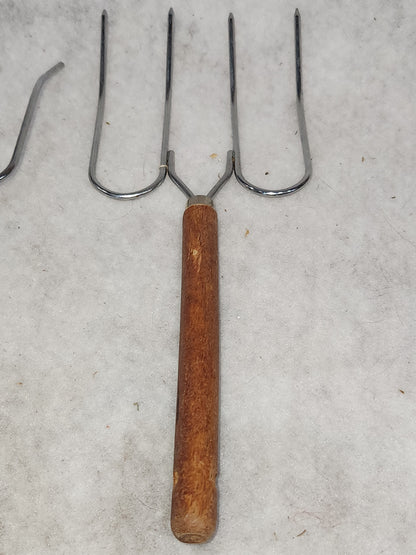Vintage Primitive Serving Forks Turkey forks Servers for6