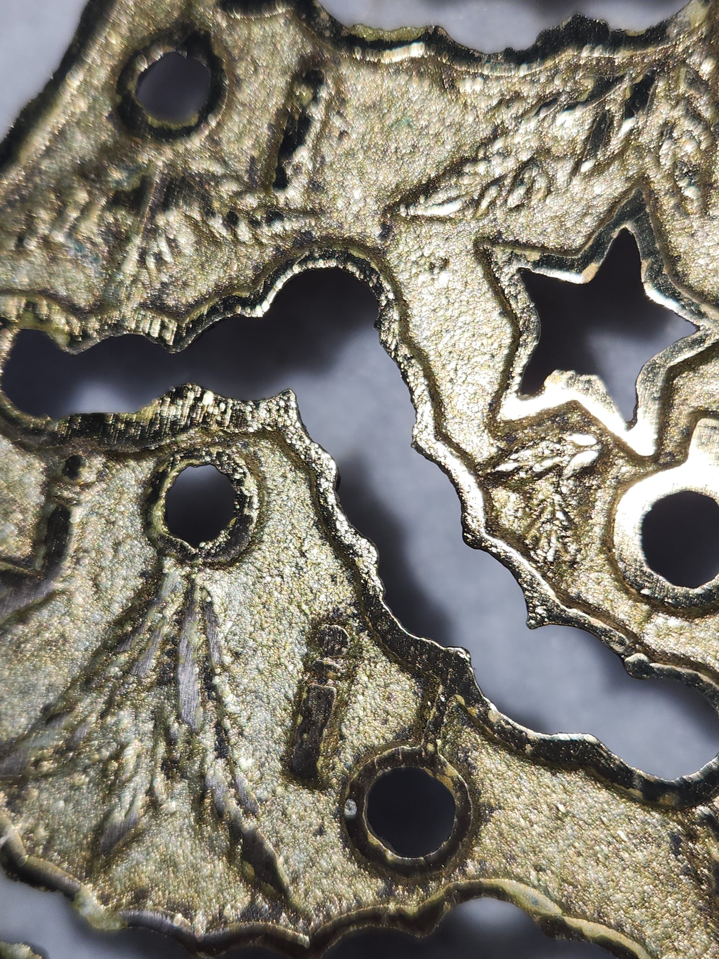 Vintage Cast Metal Christmas Tree Trivet Gold Made in Taiwan cm77