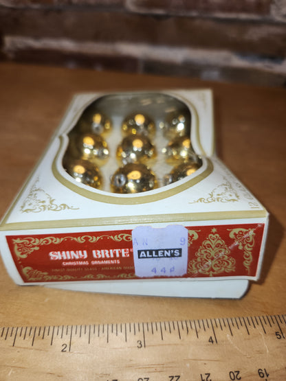 Box of Shiny Brite gold ornaments .98" 1" 25mm box of 12 bO03 box as is