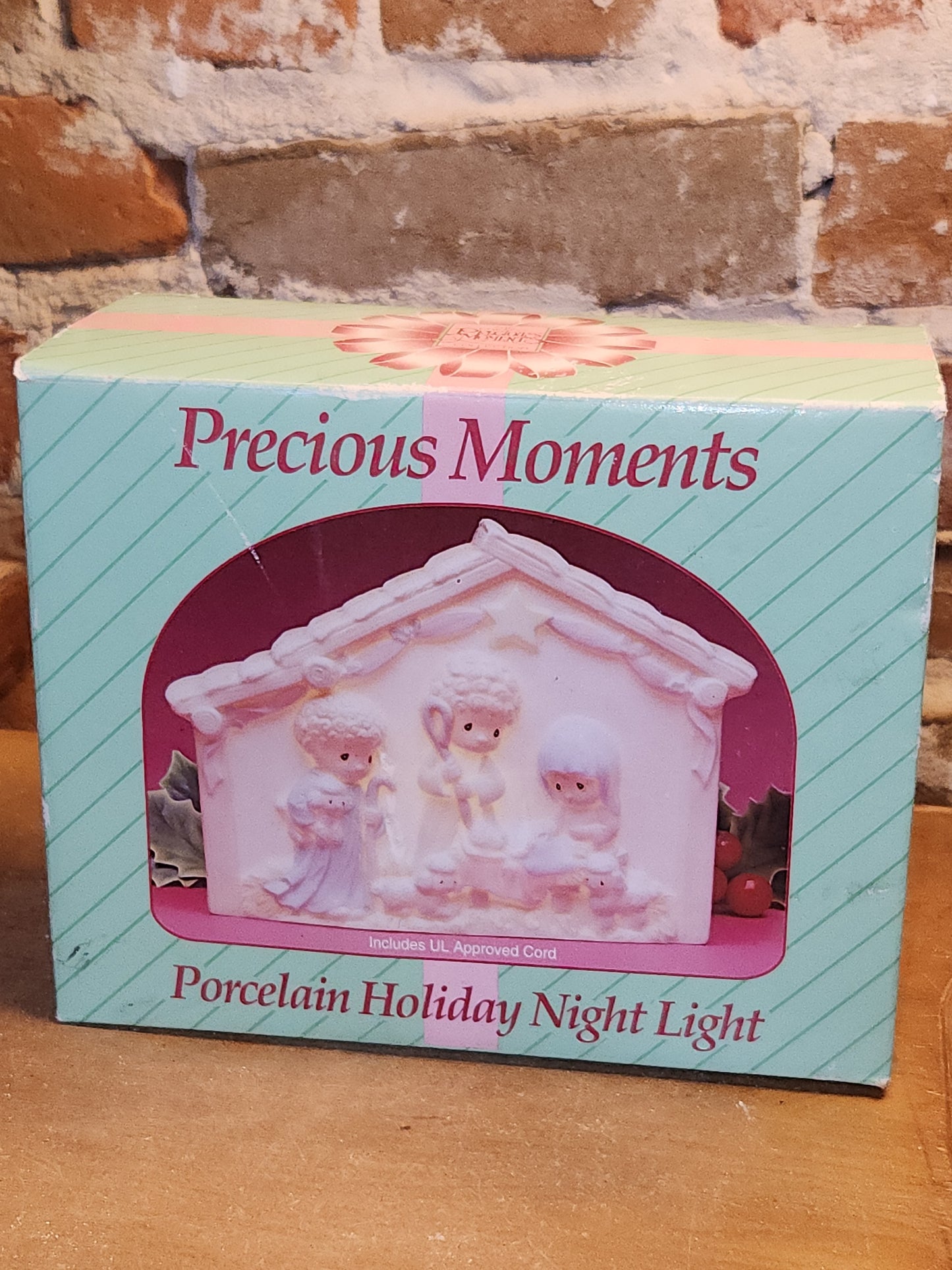 Vintage Precious Moments Porcelain Nightlight Nativity Scene with Light That Works 1992 na7
