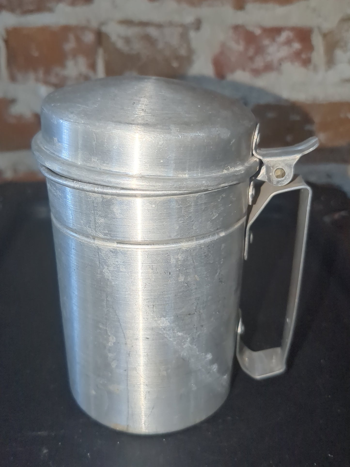 Vintage aluminum syrup pitcher with flip top lid alu891