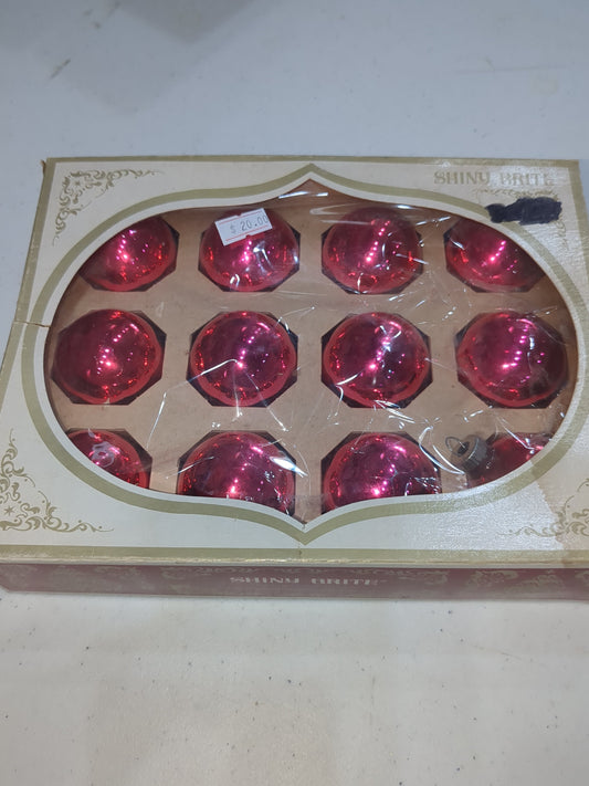 Bo4 box of shiny bright hot pink ornament 1 1/2"