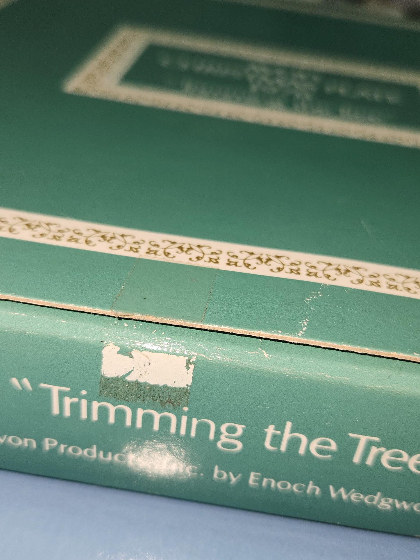 Vintage Avon Christmas 1978 Trimming the Tree Plate with Original Box. Enoch Wedgewood England