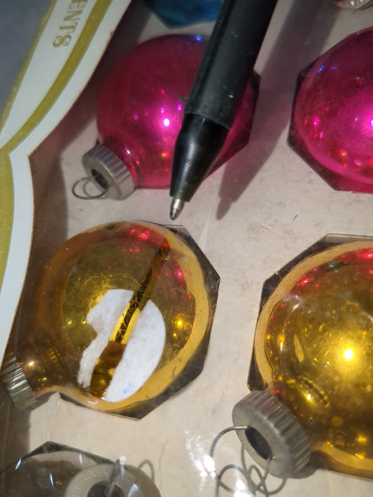 Box of Shiny Brite assorted colors ornament 1 1/2" box95