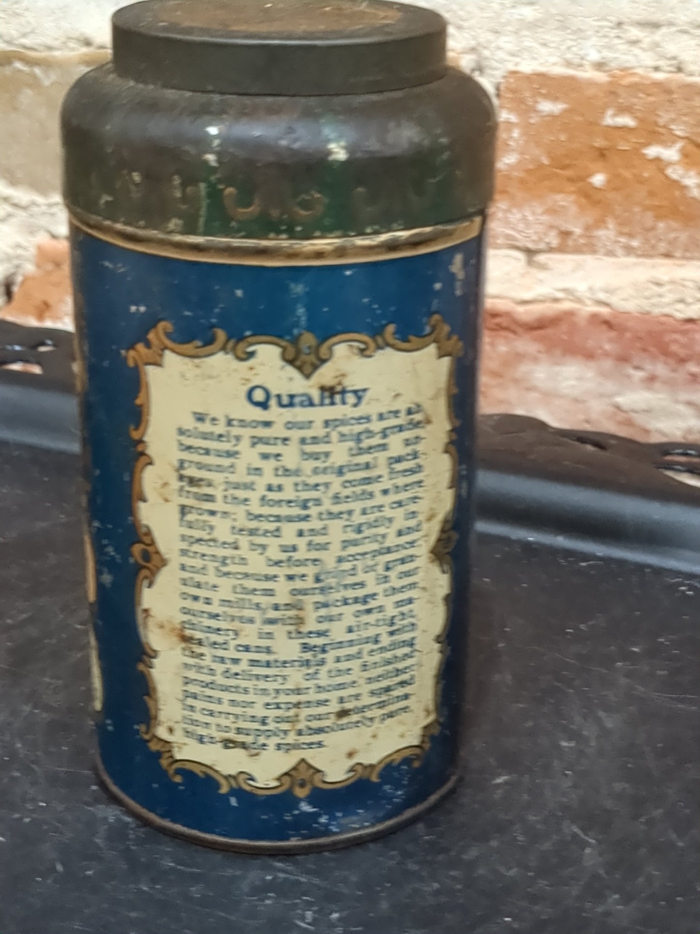 Antique vintage 1/2 lb Rawleigh's pure ground mustard tin561