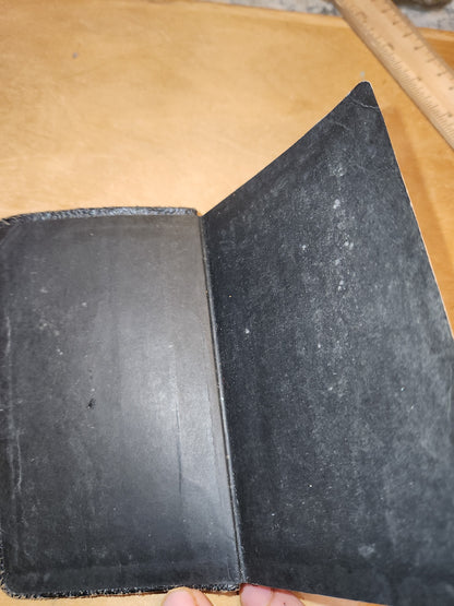 Vintage "I Pray The Mass" Sunday Missal by Father Hoever  1947 vb01