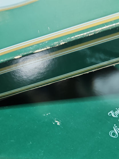 Vintage Avon Christmas 1982 Second Edition Christmas Memories Keeping the Christmas Tradition Plate 22k gold trim Original Box.