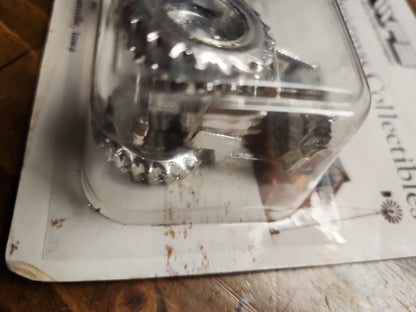 White Farm Equipment 1986 Field Boss 185 Farm Tractor 1/64 Christmas Ornament