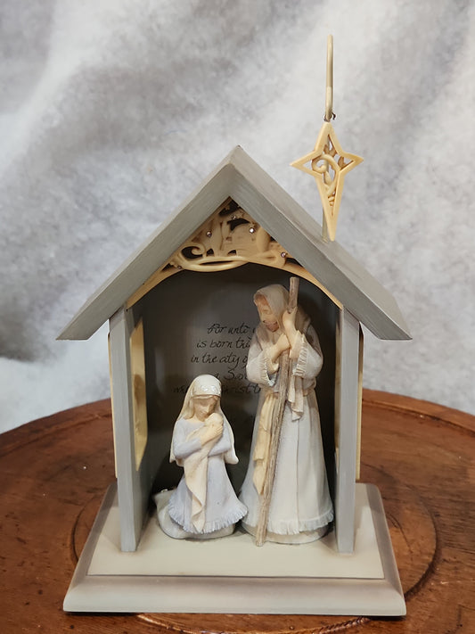 Enesco Nativity with Creche retired 4032062 Mary, Joseph, Jesus SMALL REPAIR DONE ns77